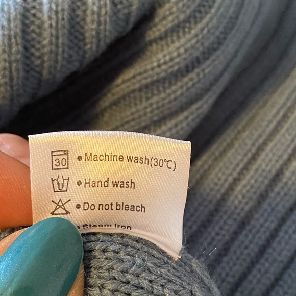 MEROKEETY Women's Casual Crew Neck Side Split Pullover sweater medium - Picture 8 of 12